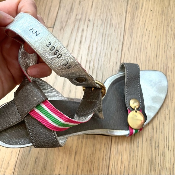 Silver High Heel Sandal’s w. Pink Striped Straps Gold Accessories Size 7 - Picture 4 of 9